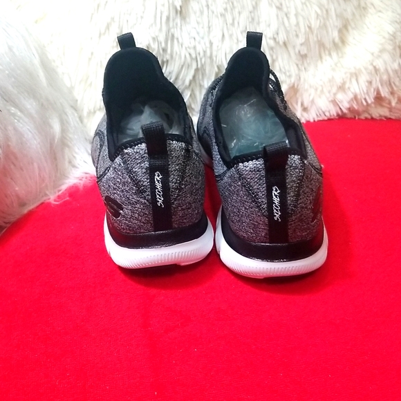 SKECHERS MEMORY FOAM SNEAKERS - Picture 4 of 11